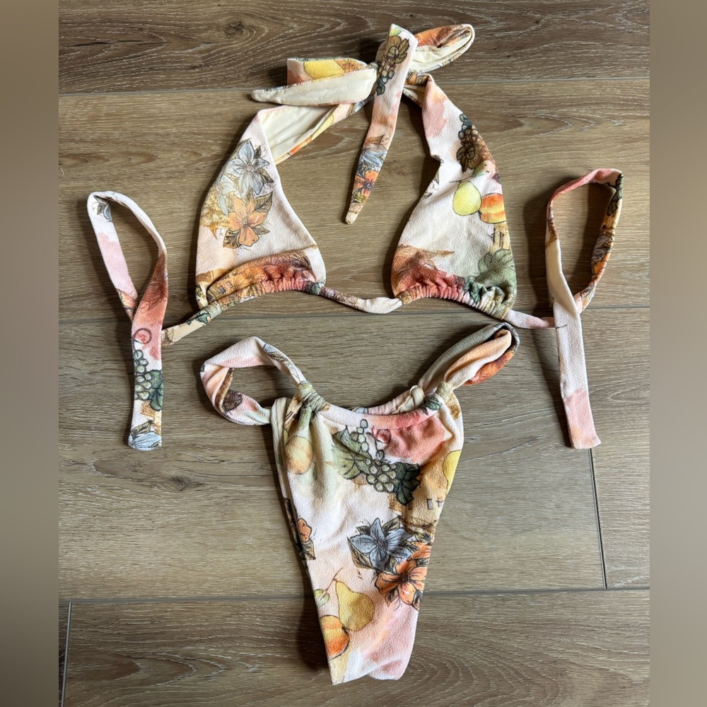 437 Ceramica bikini set size small